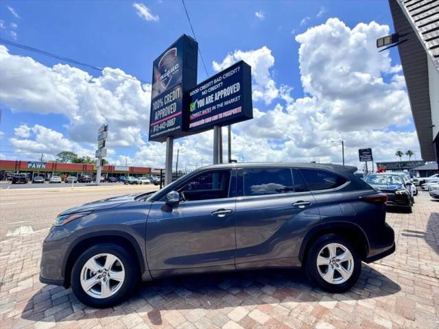 2021 Toyota Highlander LE