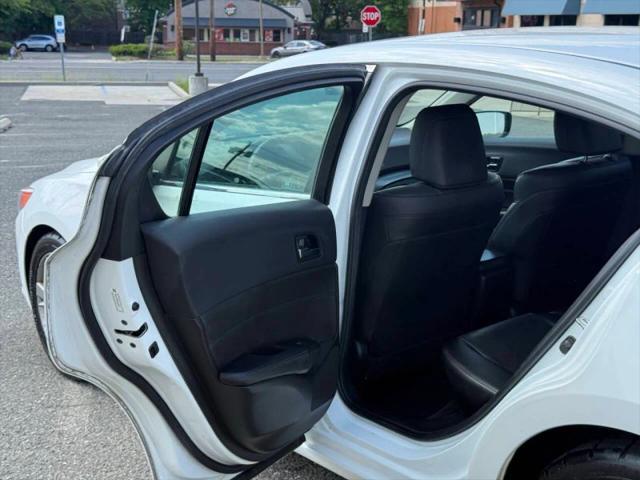 2013 Acura ILX 2.0L