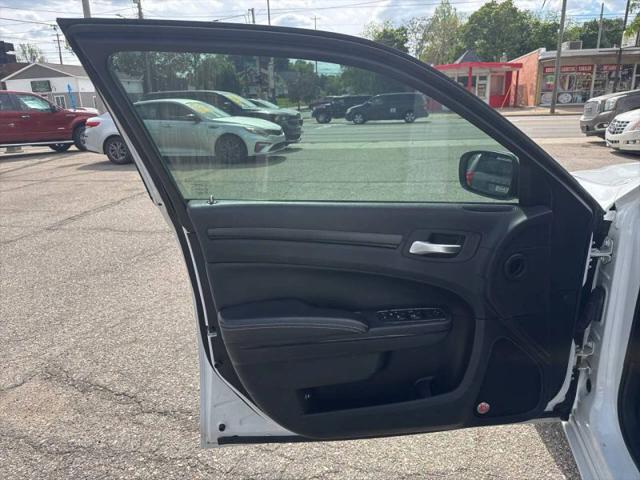 2015 Chrysler 300 300S