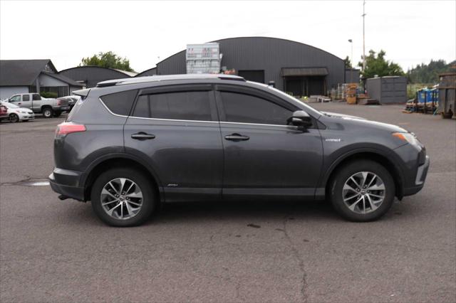 2017 Toyota RAV4 Hybrid XLE