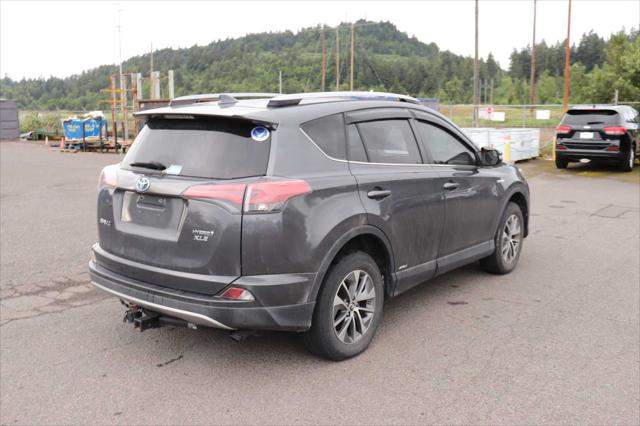2017 Toyota RAV4 Hybrid XLE
