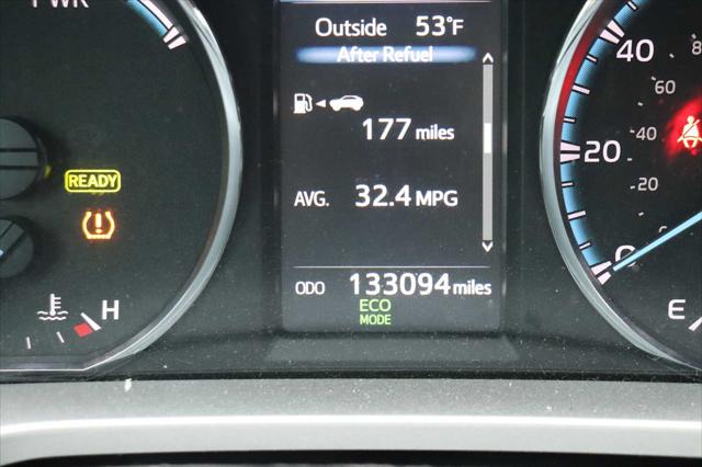 2017 Toyota RAV4 Hybrid XLE