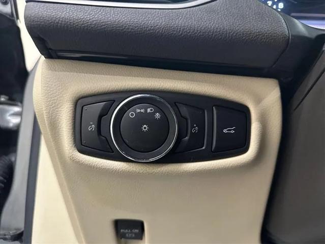 2015 Lincoln MKZ Base