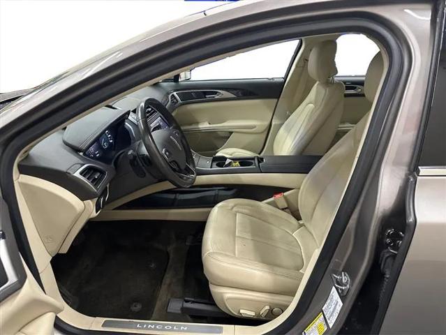 2015 Lincoln MKZ Base
