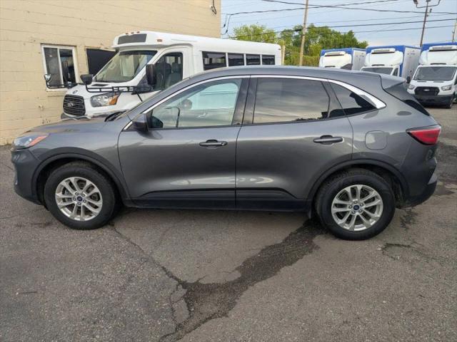 2021 Ford Escape SE Hybrid