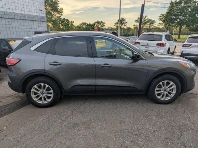 2021 Ford Escape SE Hybrid