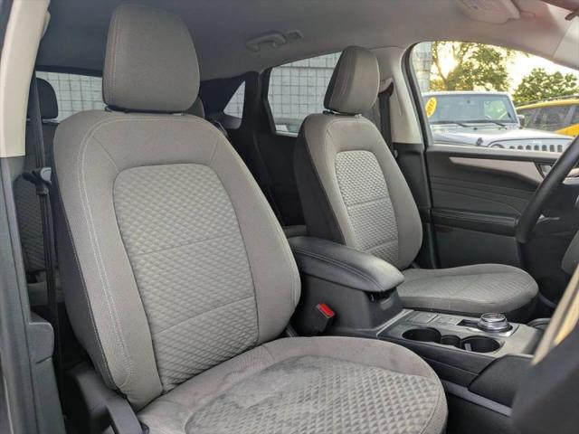 2021 Ford Escape SE Hybrid