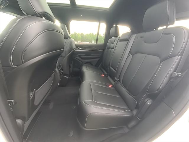 2026 Jeep Grand Cherokee Limited 4x2