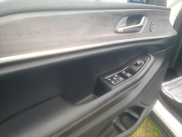 2026 Jeep Grand Cherokee Limited 4x2