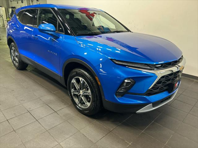 2025 Chevrolet Blazer AWD 2LT