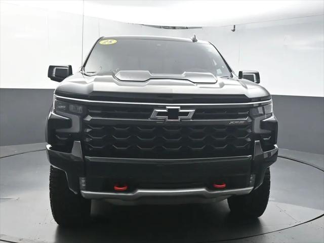 2025 Chevrolet Silverado 1500 4WD Crew Cab Short Bed ZR2