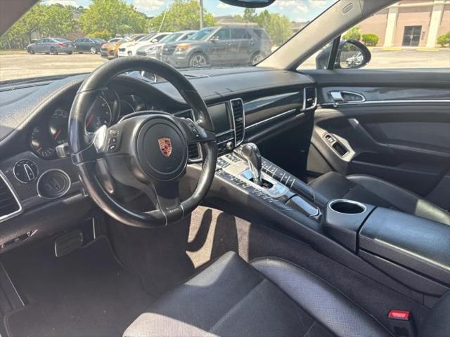 2016 Porsche Panamera 4 Edition