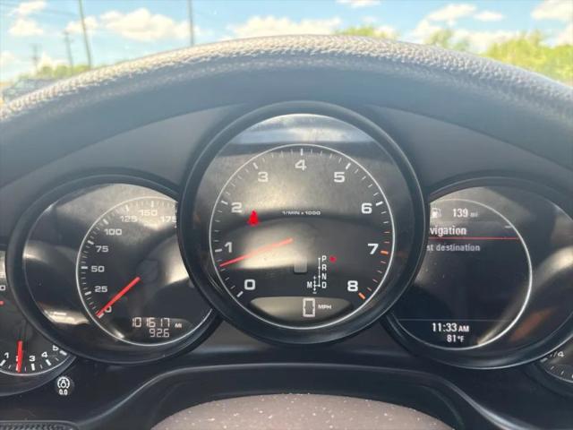 2016 Porsche Panamera 4 Edition
