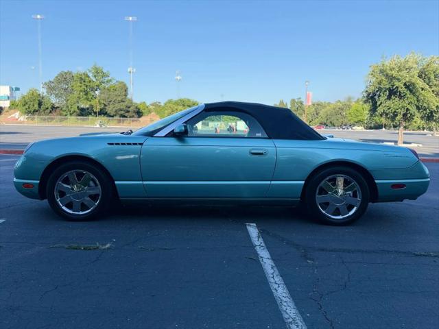 2002 Ford Thunderbird Base