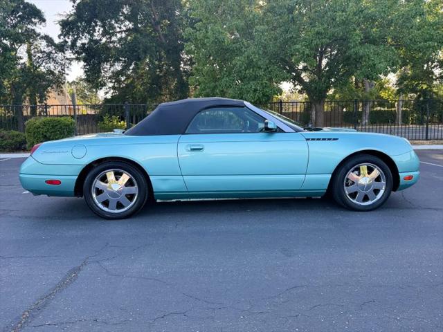 2002 Ford Thunderbird Base