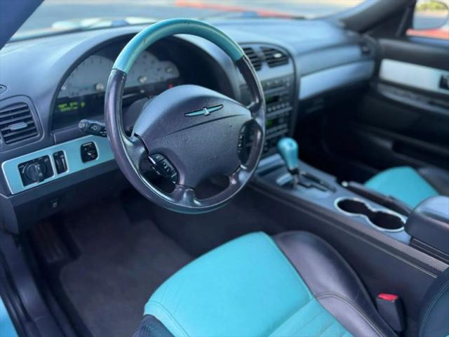 2002 Ford Thunderbird Base