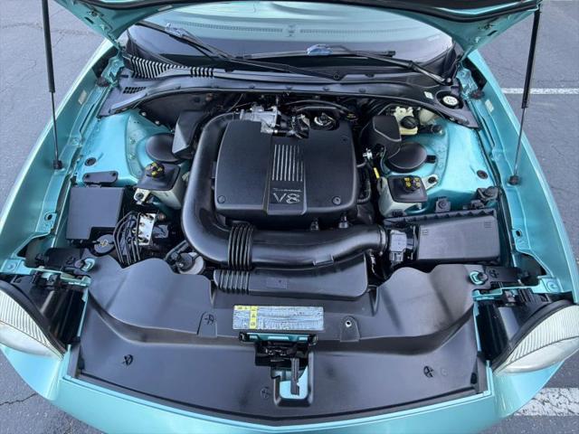 2002 Ford Thunderbird Base