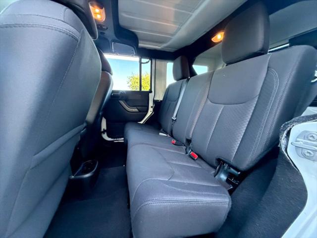 2016 Jeep Wrangler Unlimited Sport