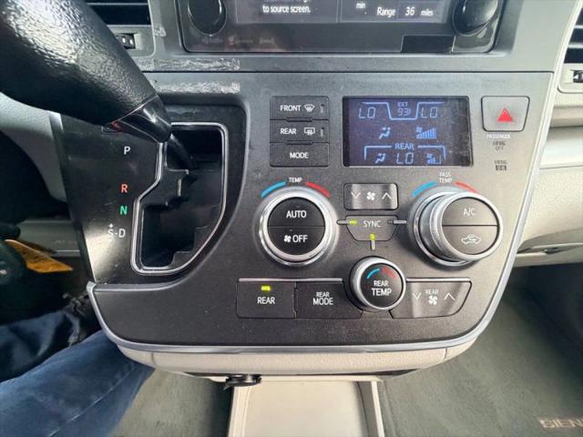 2016 Toyota Sienna LE 7 Passenger