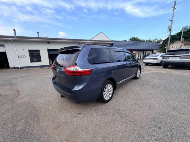 2016 Toyota Sienna LE 7 Passenger