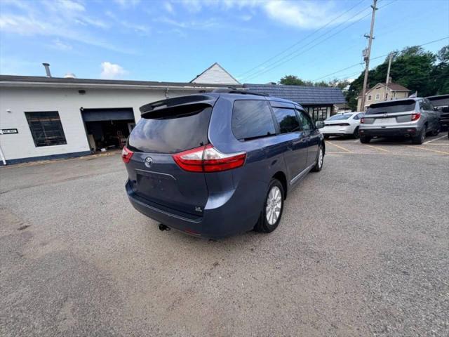 2016 Toyota Sienna LE 7 Passenger