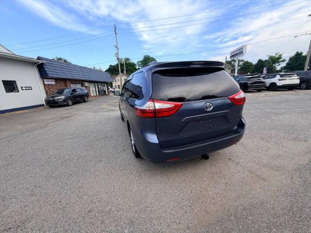2016 Toyota Sienna LE 7 Passenger