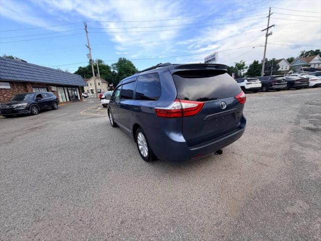 2016 Toyota Sienna LE 7 Passenger