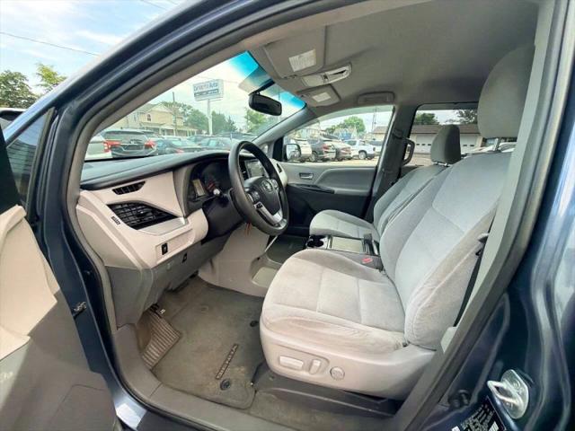 2016 Toyota Sienna LE 7 Passenger