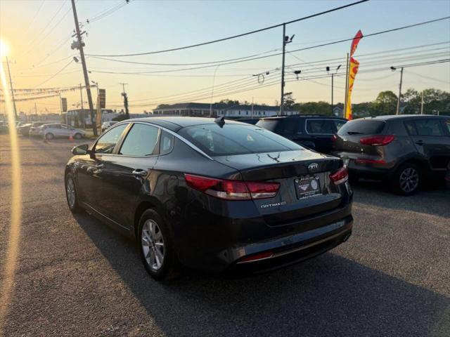 2017 Kia Optima LX