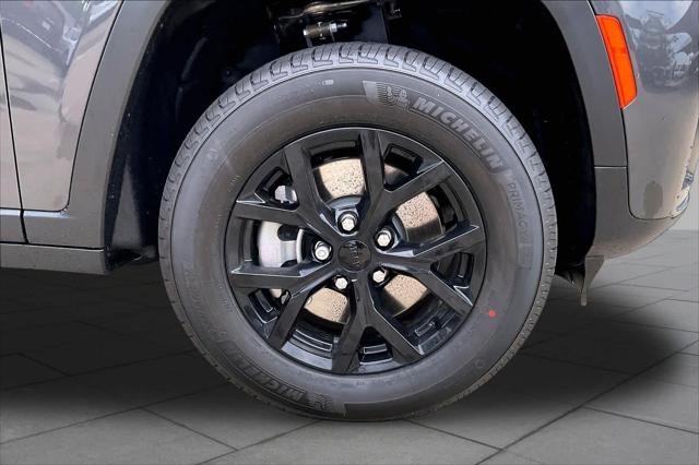 2026 Jeep Grand Cherokee L Altitude 4x4