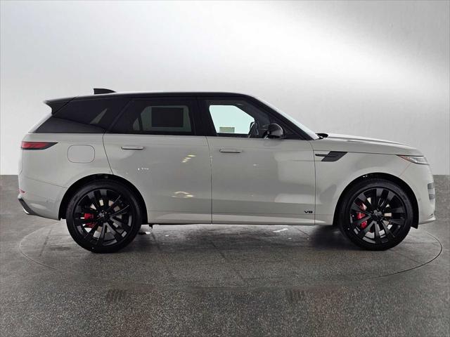 2026 Land Rover Range Rover Sport P530 Dynamic SE