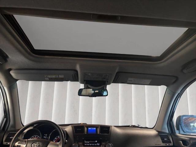 2012 Toyota Highlander SE V6