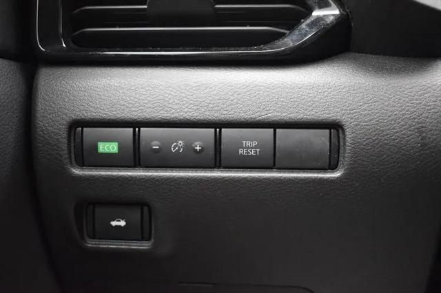 2023 Nissan Sentra SV Xtronic CVT