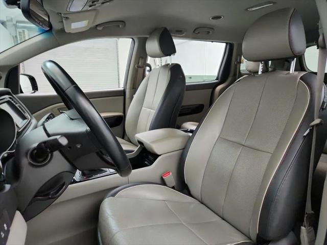 2016 Kia Sedona SX