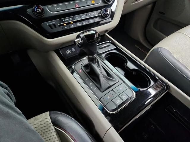 2016 Kia Sedona SX