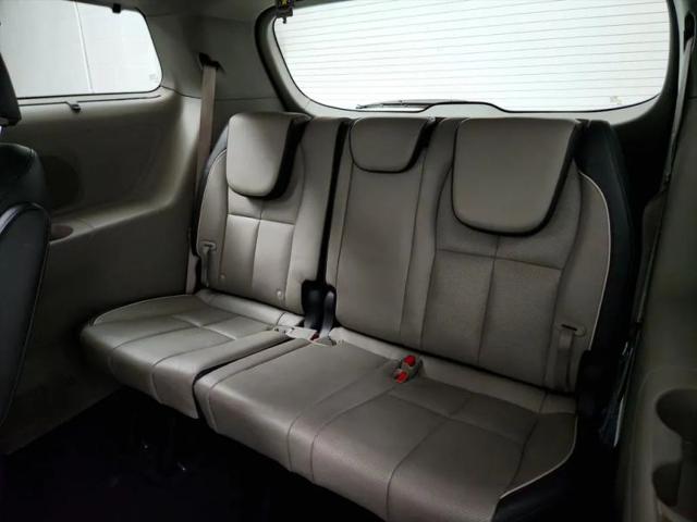 2016 Kia Sedona SX