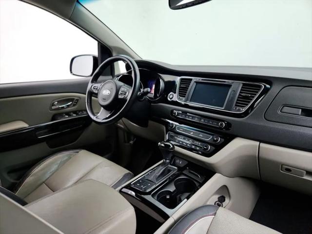 2016 Kia Sedona SX