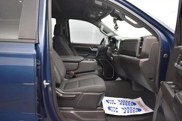 2023 Chevrolet Silverado 1500 4WD Crew Cab Short Bed LT with 2FL