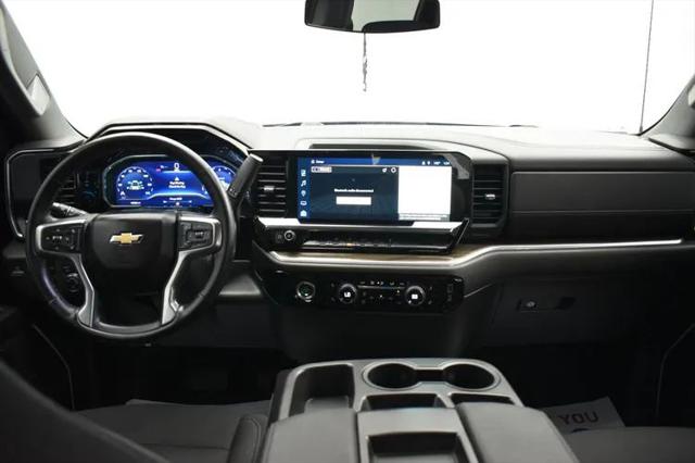 2023 Chevrolet Silverado 1500 4WD Crew Cab Short Bed LT with 2FL