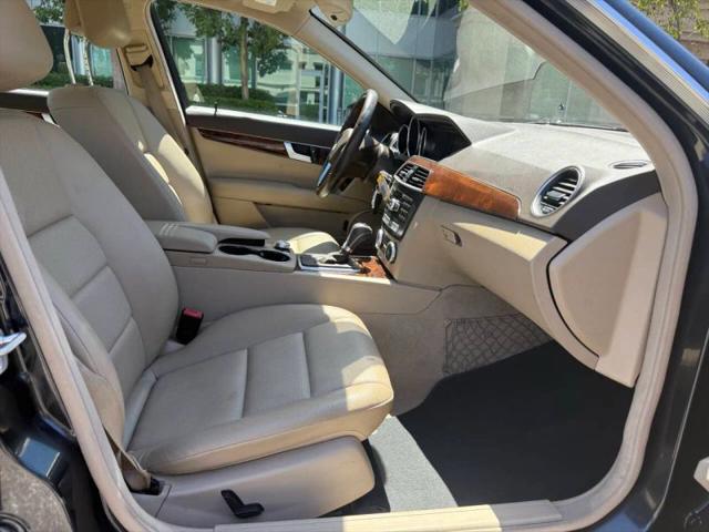 2012 Mercedes-Benz C 250 Sport