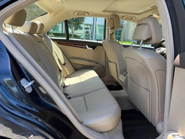 2012 Mercedes-Benz C 250 Sport