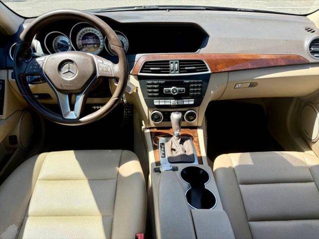 2012 Mercedes-Benz C 250 Sport