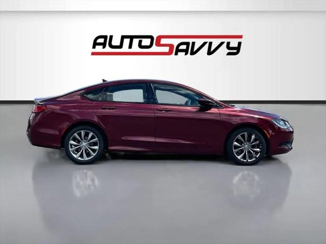 2016 Chrysler 200 S