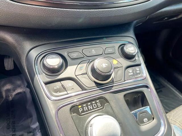 2016 Chrysler 200 S
