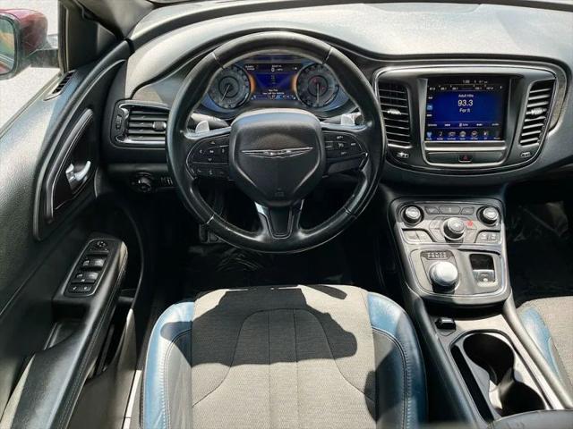 2016 Chrysler 200 S