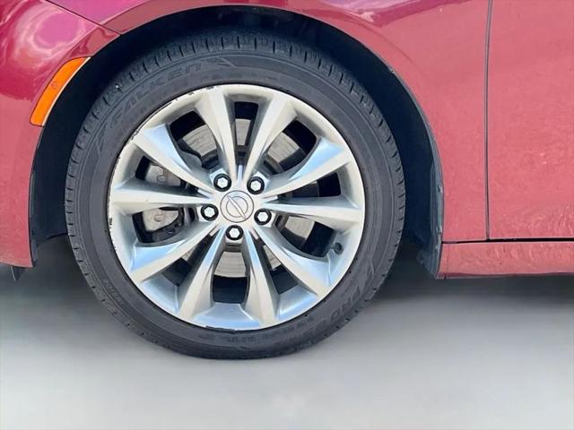 2016 Chrysler 200 S