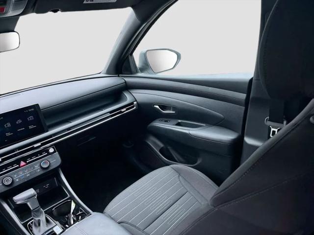 2025 Hyundai Santa Cruz SE