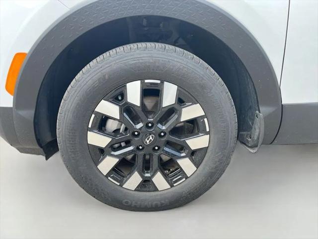 2025 Hyundai Santa Cruz SE
