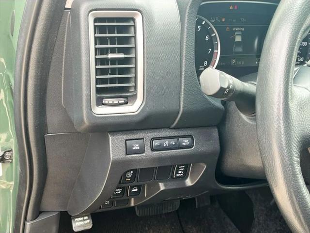2022 Nissan Frontier Crew Cab SV 4x4