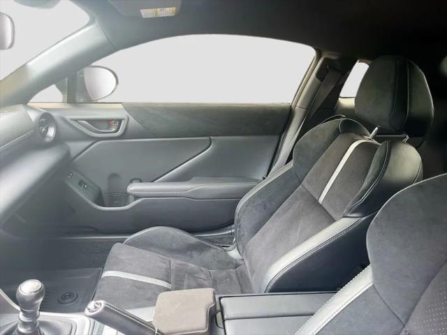 2025 Toyota GR86 Premium